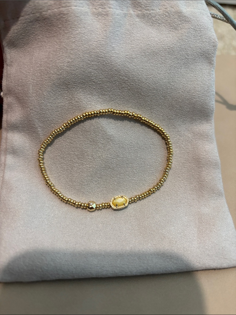 Kendra Scott Grayson Gold Stretch Bracelet in Dichroic Glass